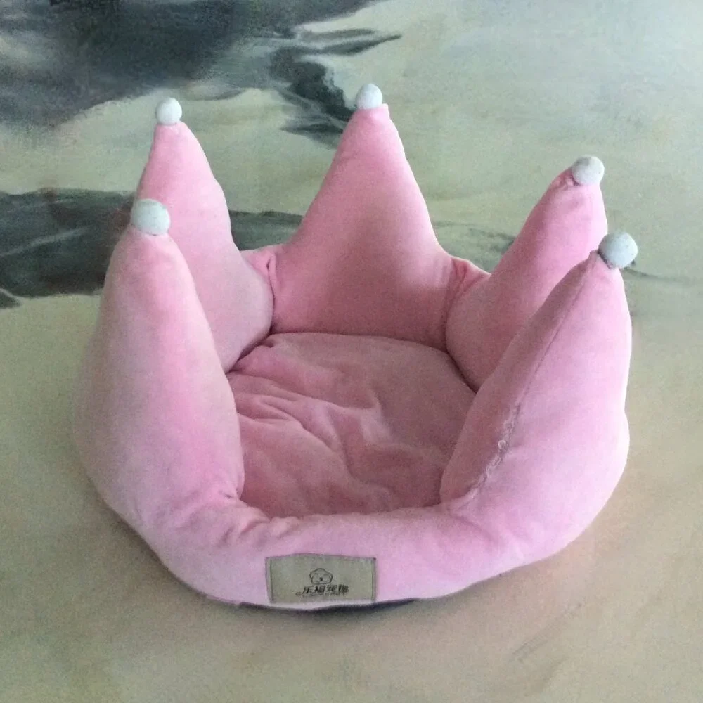 Pink Plush Crown Pet Bed